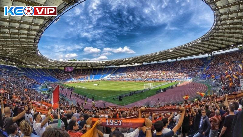 Để ý đến yếu tố sân và thời tiết